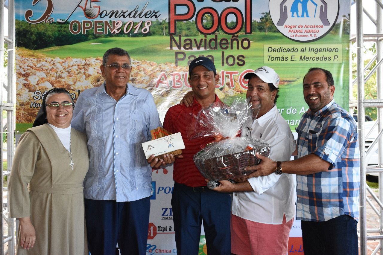 REALIZAN V POOL LOS ABUELITOS