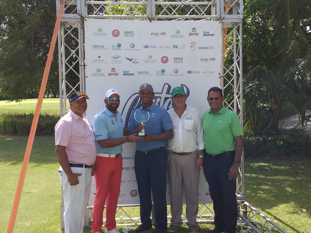 SANTOS GANA I PARADA DEL TOUR CANITA