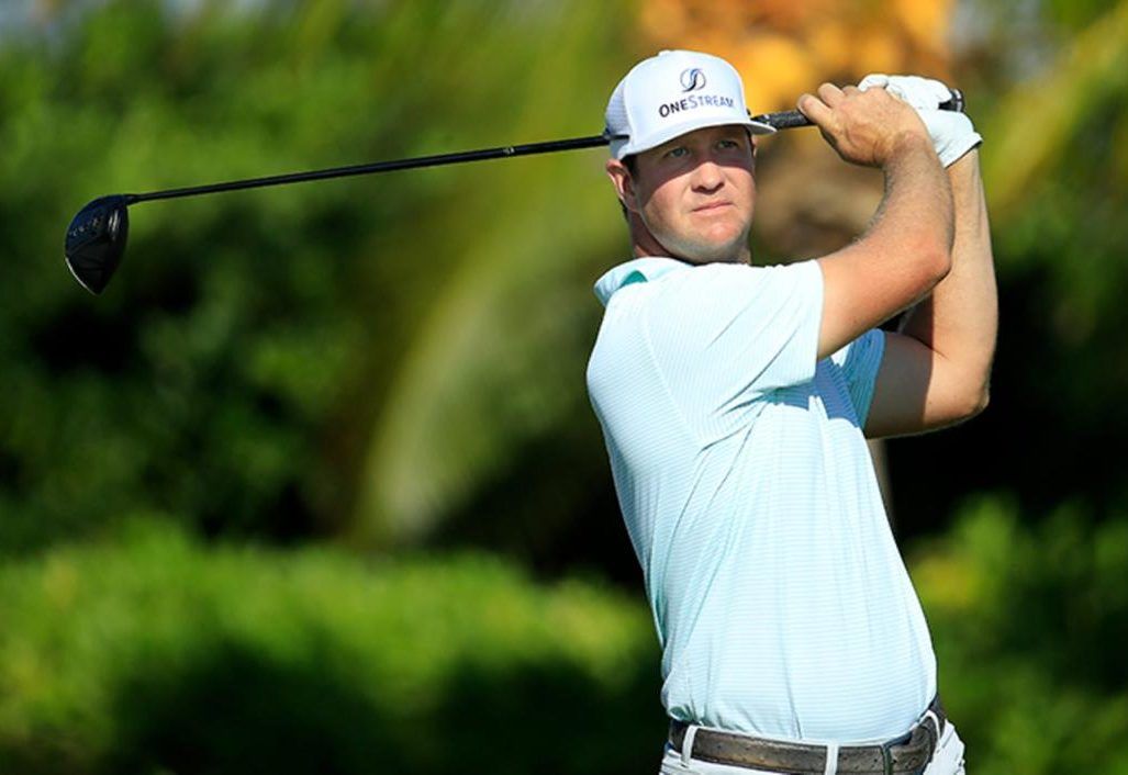 SWAFFORD, LIDER SOLITARIO DEL CORALES