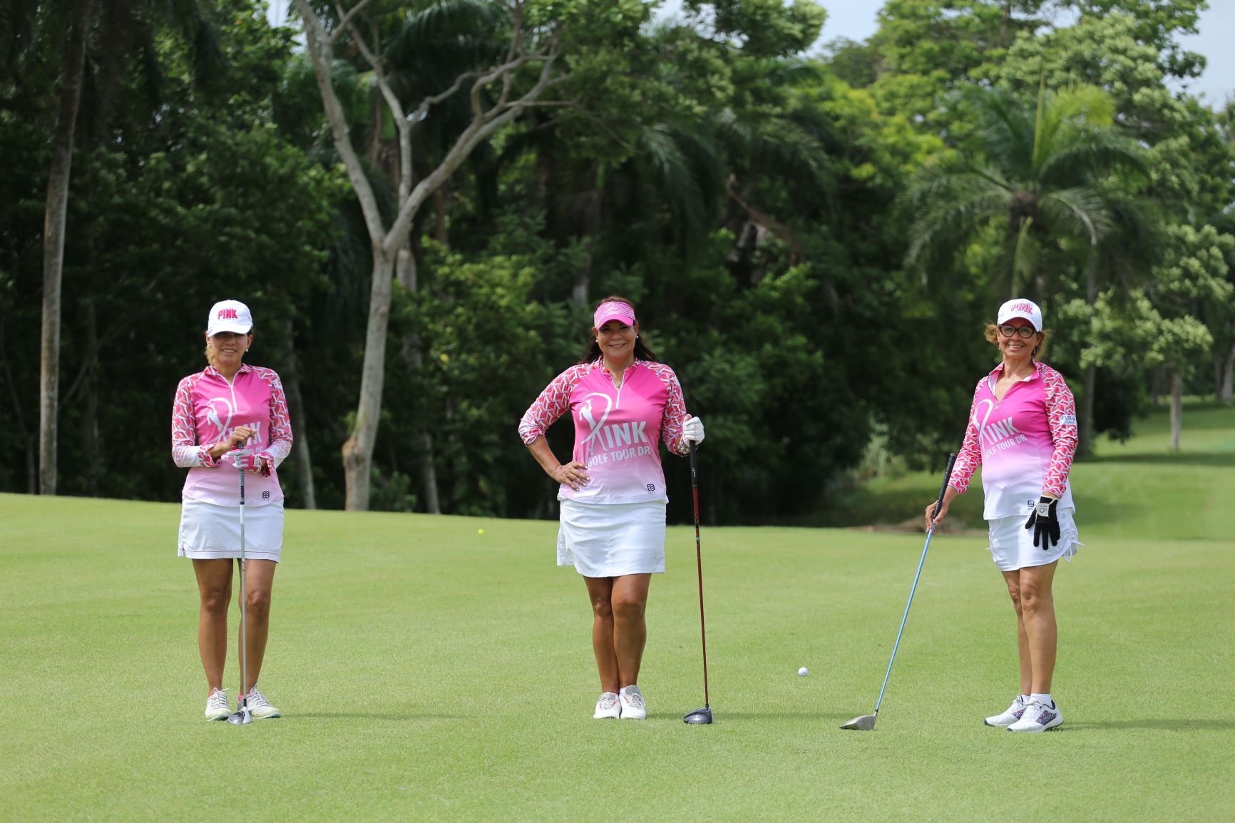 PINK CELEBRA SU SEGUNDA PARADA REGIONAL