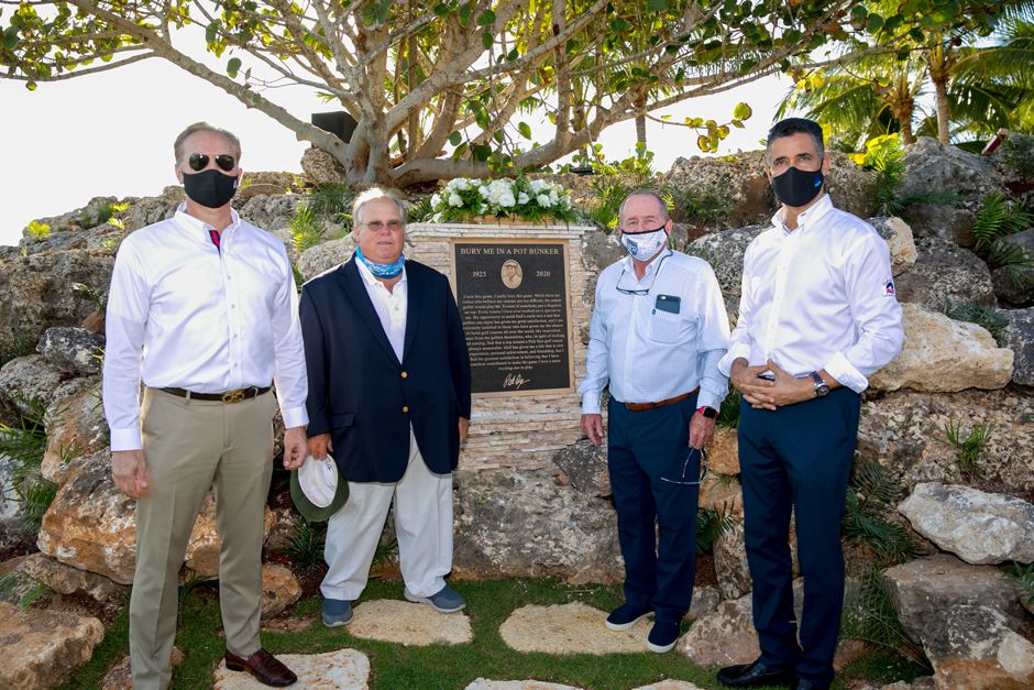 CASA DE CAMPO EXALTA A PETE DYE