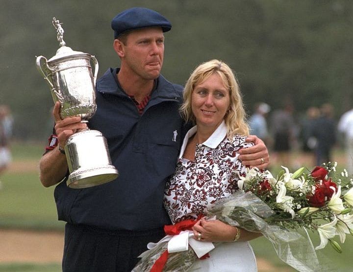 SUBASTAN ARTÍCULOS DE GOLF DE PAYNE STEWART