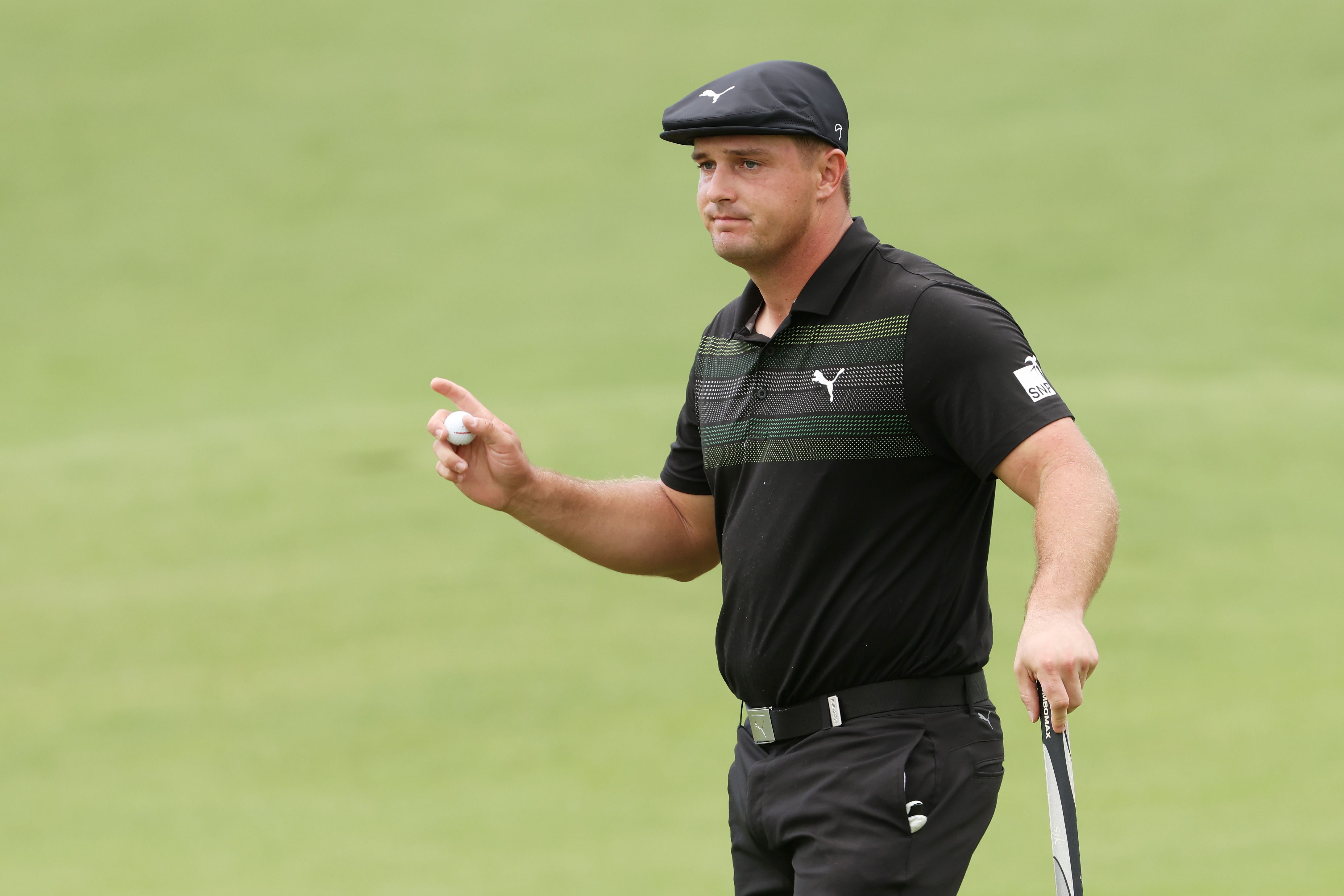 DECHAMBEAU ABANDONA EVENTO