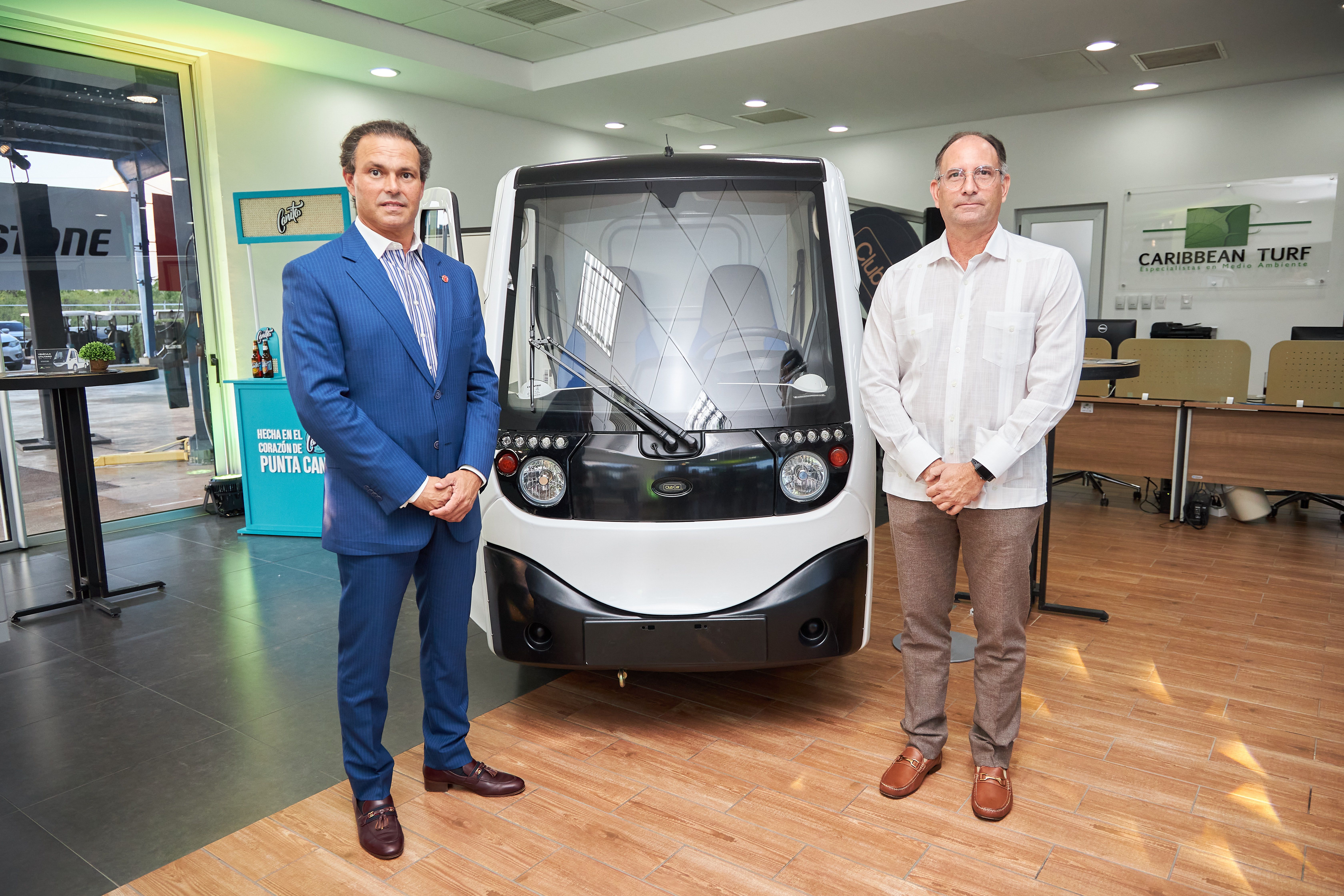 LANZAN NUEVO VEHÍCULO UTILITARIO ELÉCTRICO DE CALLE