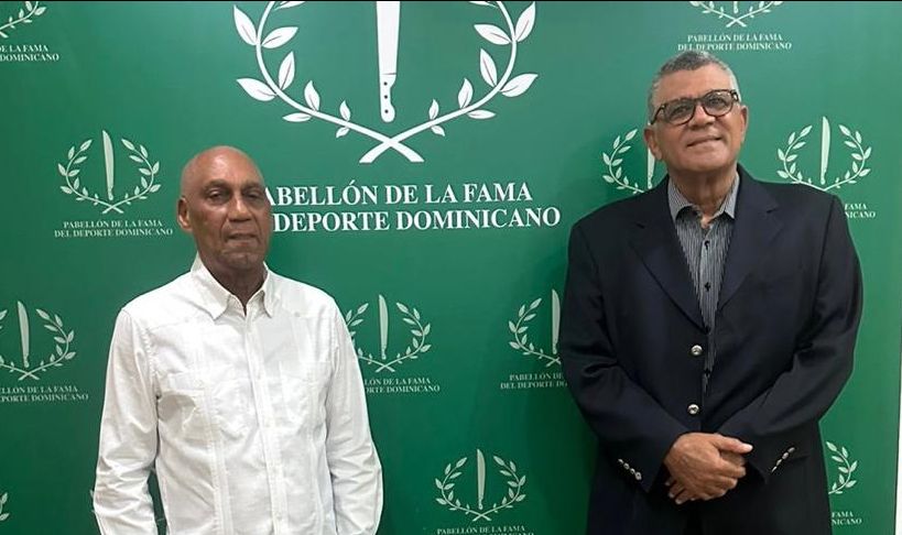 VILLALONA, MIEMBRO DEL COMITÉ DEL PABELLÓN DE LA FAMA
