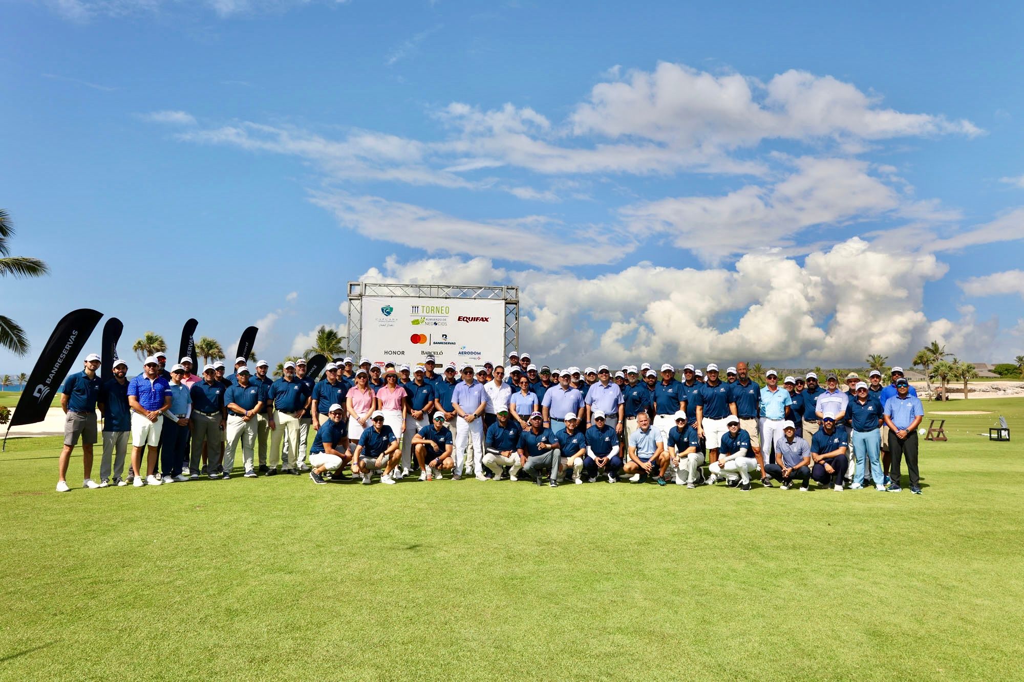 TORNEO DE GOLF ALMUERZO DE NEGOCIOS REALIZA SU 3RA EDICIÓN 