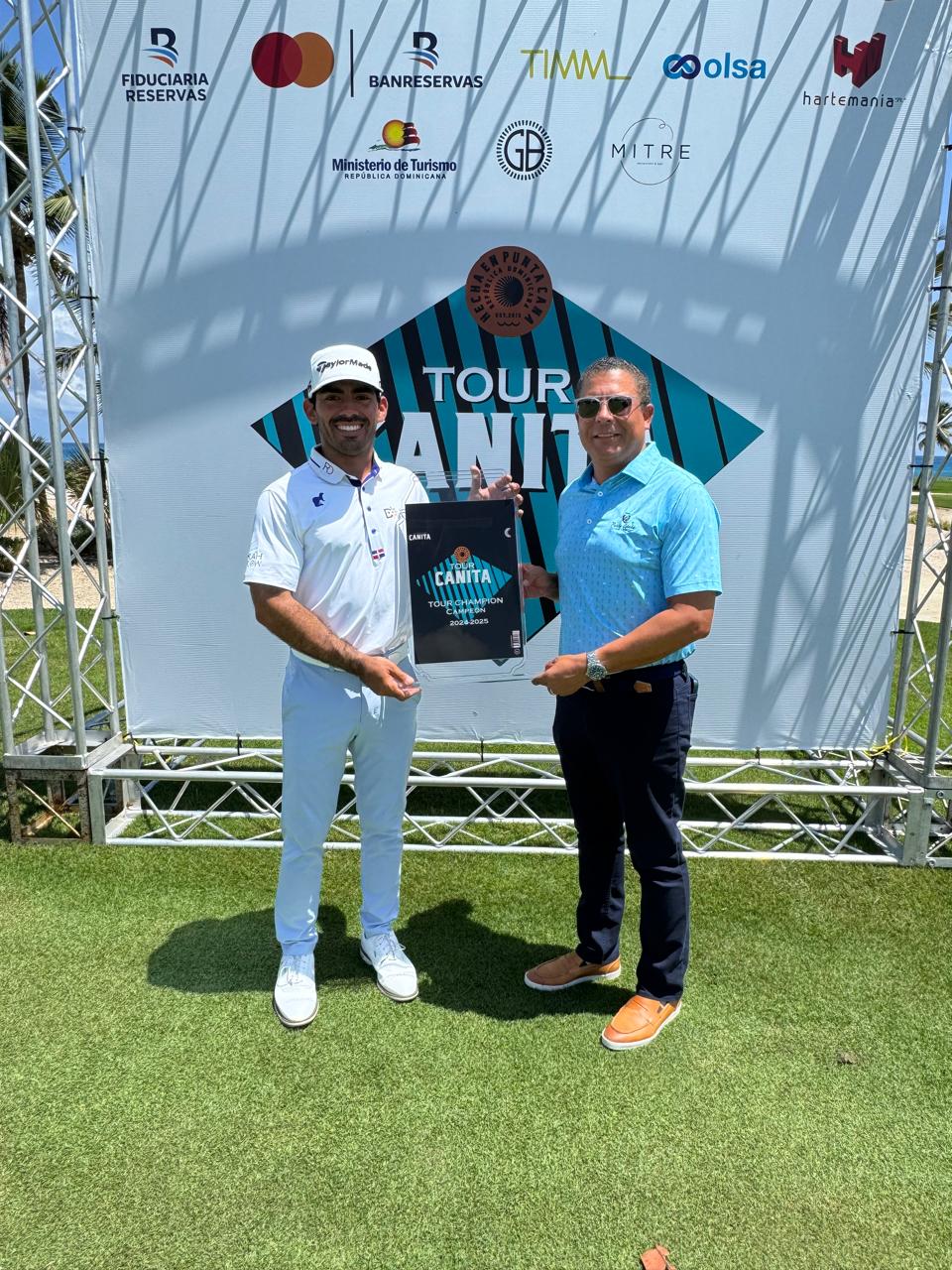 JUAN JOSÉ GUERRA GANA PRIMERA PARADA DEL TOUR CANITA 2024-25